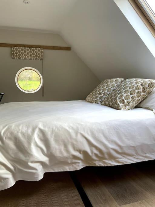 Little Studio Annexe Марлоу Экстерьер фото