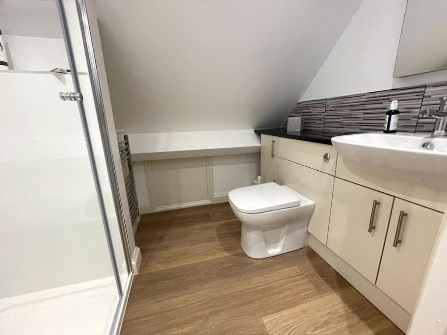 Little Studio Annexe Марлоу Экстерьер фото
